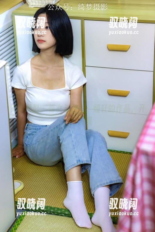 绮梦摄影 - 修女与网盘：娅轩的作品，开启新发现