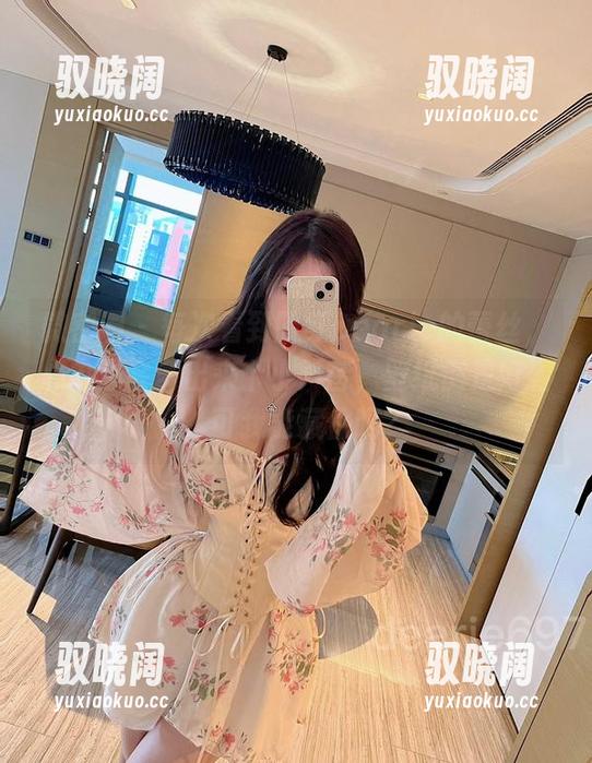 微密圈 - 每次看到脸红Dearie的蕾丝，心中总会多出来个小声音，壁纸倒是好看，可我能藏住吗？