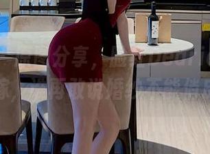 微密圈 - 原图分享，脸红Dearie的私房花嫁，谁再敢说婚纱不能俏皮？