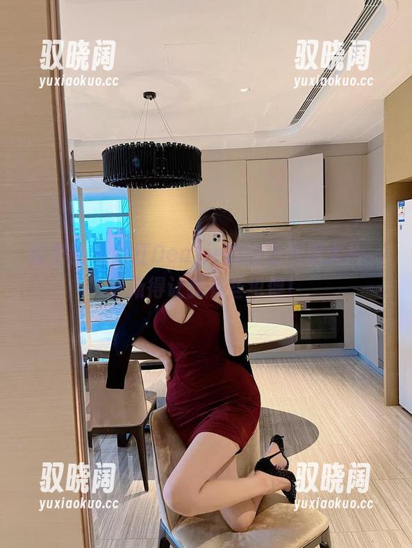 微密圈 - 脸红Dearie的白色高清大片，清新得让我有些犯傻！