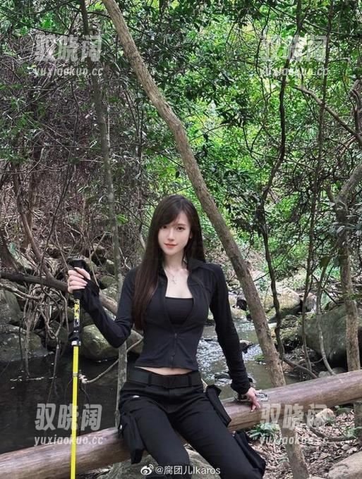 看腐团儿Ikaros在线运动，裙摆飞扬，那技巧拉得人心潮澎湃，运动员风范没错了！