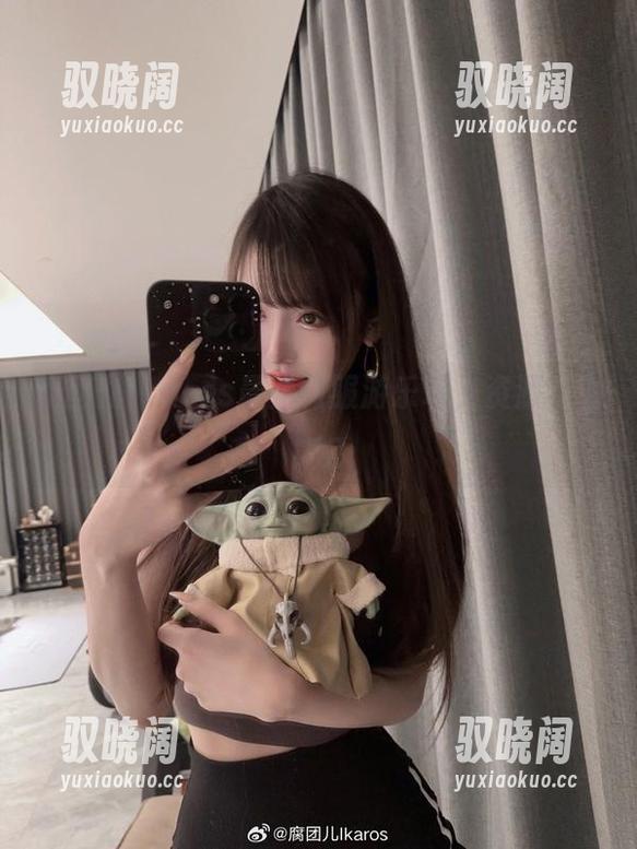 腐团儿Ikaros最新制服游乐场，资源乱飞ing