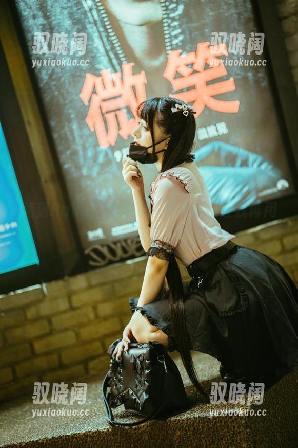 落落Raku：周末的图库精选，让我再用一杯咖啡自我安慰