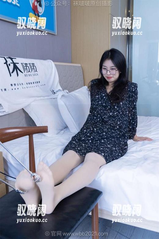 袜啵啵 - 小沫来了，短肉丝图包精选，你们准备好被诱惑炸了没有？