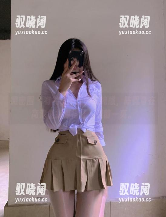 微密圈 - 有种说不出的清纯感，陈佩奇在高清里捉摸得让人眼前一亮。