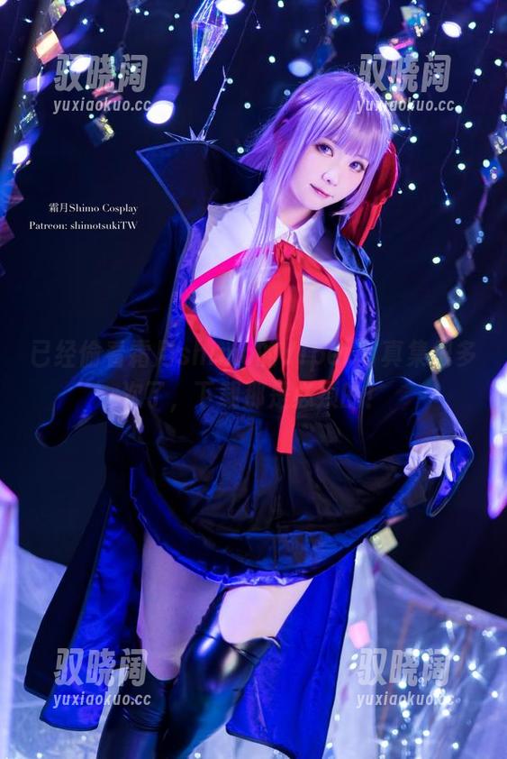 已经偷看霜月shimo的Viper写真集很多次了，下载那是必须的！