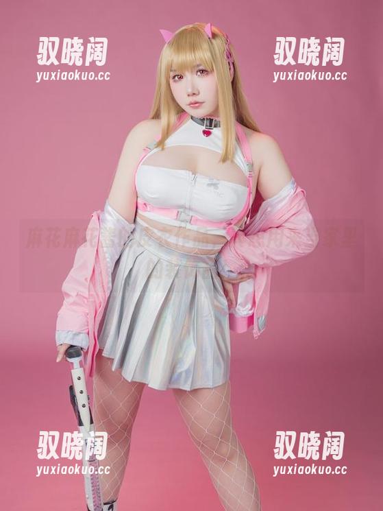 麻花麻花酱的皮衣作品，真想用来当家里的装饰品！